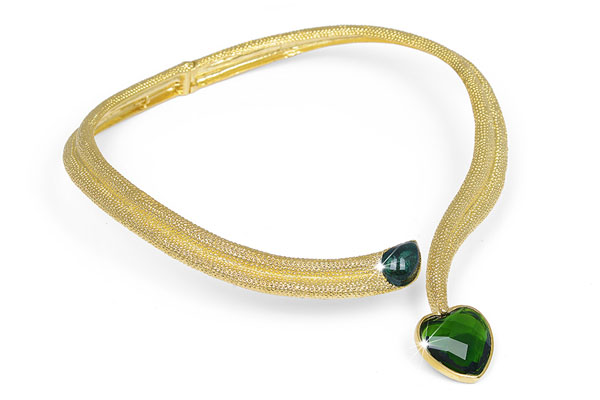 fotografia collana in argento, fotografo per gioielli per realizzare cataloghi ad arezzo